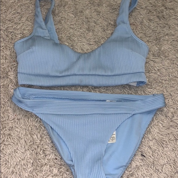 Hollister Other - hollister bikini set